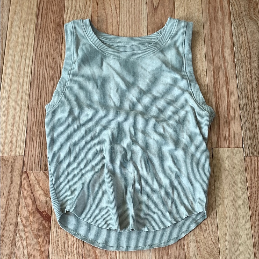 American Eagle Crop Tank Top Womens Small Sage Green Ribbed Sleeveless Casual